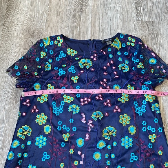 Tahari Floral Embroidered Navy blue Dress size 8 wedding shower guest - Picture 5 of 8